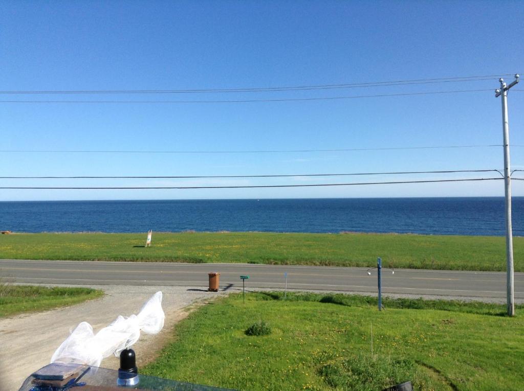 Gite Au Coin De La Berge Percé Exterior foto